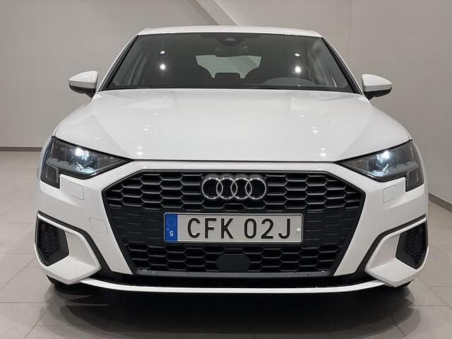 Ibisvit Begagnad 2022 Audi A3 Proline | 223 900 kr (Marknadspris) - Bild 1/4
