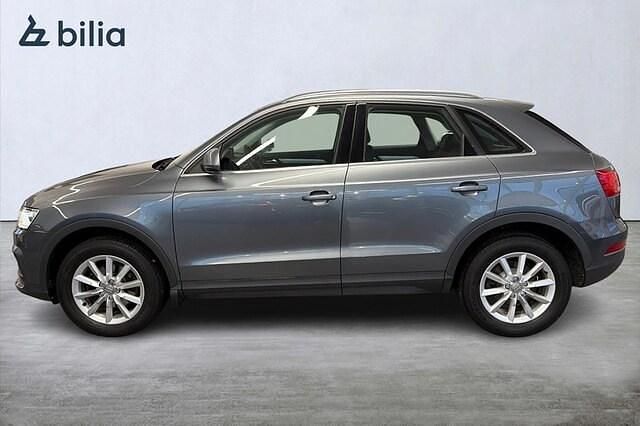 Begagnad Audi Q3 Design 151 HK (111 kW) 2015 Grå SUV