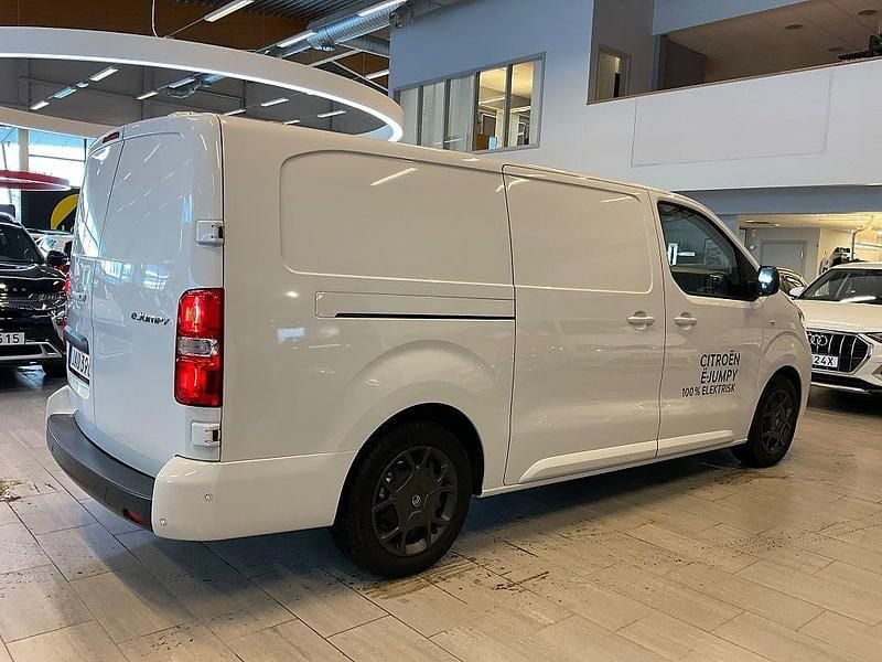 Begagnad Citroën e-Jumpy 100 kW (136 HK) 2024 Vit Minibuss