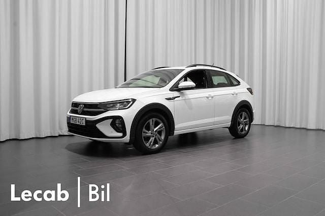 Vit (pure white) Begagnad 2022 VW Taigo R-line SUV | 224 500 kr (Marknadspris) - Bild 1/4