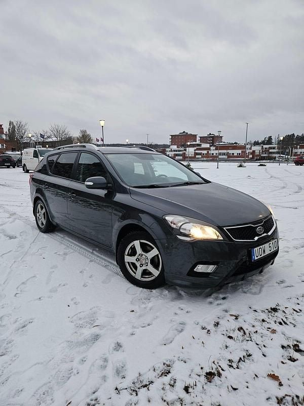 Begagnad 2012 Kia Ceed Sportswagon Kombi | 54 000 kr (Bra pris) - Bild 1/4
