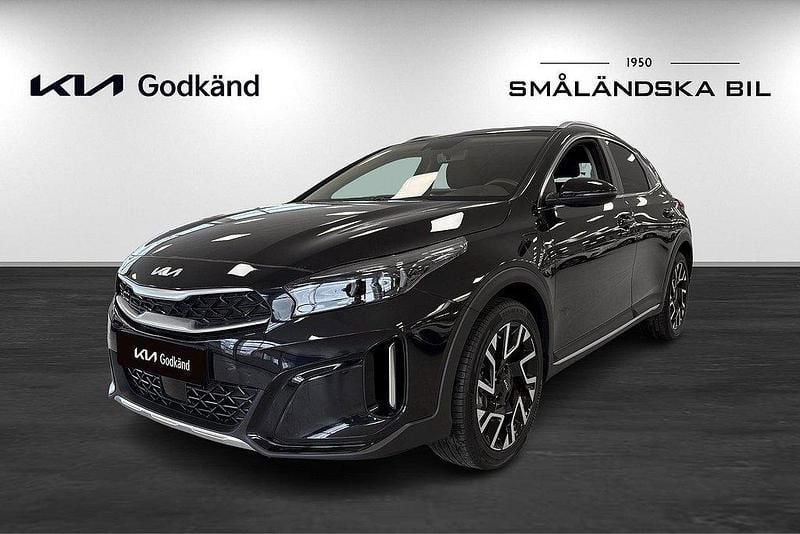 Svart Begagnad 2023 Kia XCeed SUV | 329 000 kr (Marknadspris) - Bild 1/4