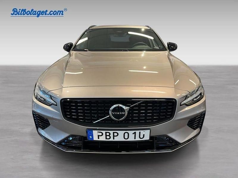 Ny Volvo V60 Plus 355 HK (261 kW) 2025 Grå Kombi