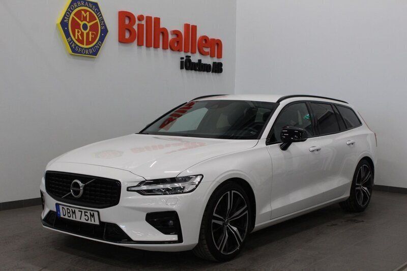 Vit Begagnad 2021 Volvo V60 R-Design Kombi | 339 000 kr (Marknadspris) - Bild 1/4