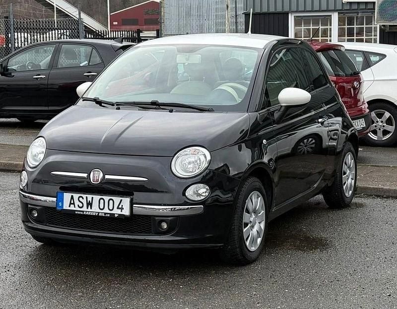 Svart Begagnad 2016 Fiat 500 Lounge Halvkombi | 74 990 kr (Bra pris) - Bild 1/4