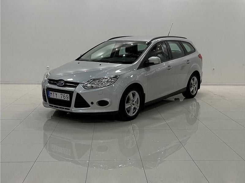 Grå Begagnad 2012 Ford Focus Trend Kombi | 39 900 kr (Bra pris) - Bild 1/4