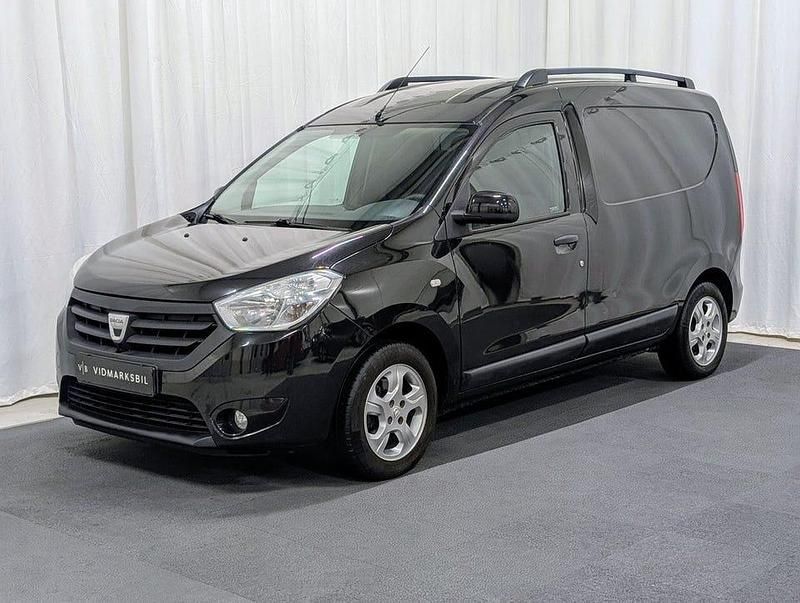 Svart Begagnad 2015 Dacia Dokker Express Van | 59 900 kr (Lite dyr) - Bild 1/4