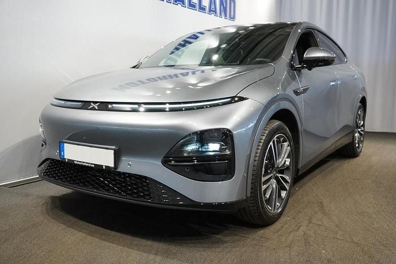 Begagnad XPENG G6 210 kW (286 HK) 2024 Grå SUV