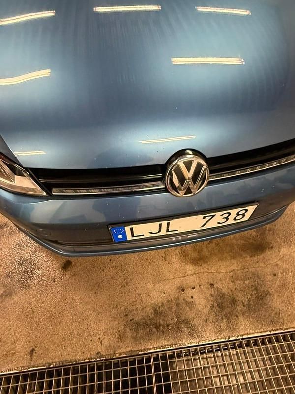 Begagnad VW Golf VII 122 HK (89 kW) 2014 Blå
