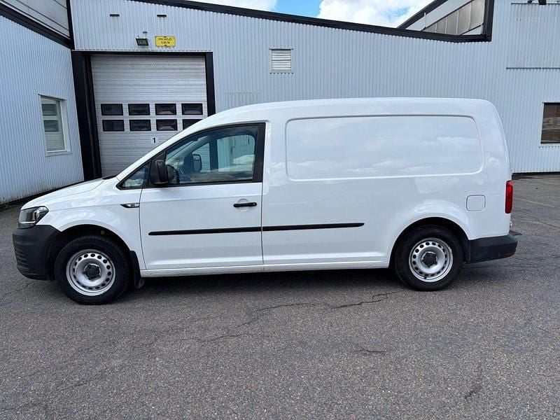 Vit Begagnad 2018 VW Caddy Maxi Minibuss | 91 400 kr (Superpris) - Bild 1/4