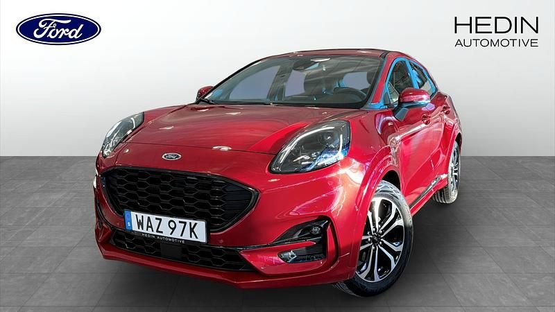 Röd Begagnad 2024 Ford Puma | 239 000 kr (Lite dyr) - Bild 1/4
