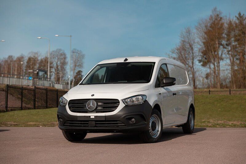 Vit Ny 2024 Mercedes eCitan Van | 493 750 kr (Marknadspris) - Bild 1/4