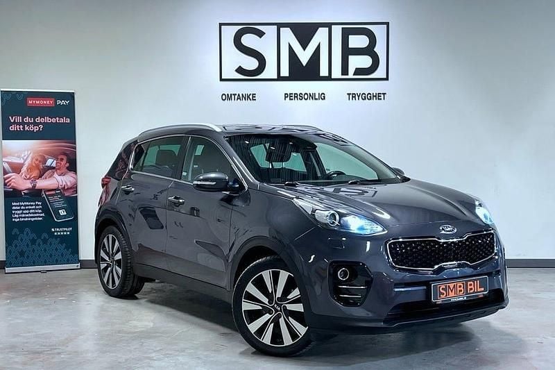 Grå Begagnad 2016 Kia Sportage Advance SUV | 144 900 kr (Dyr) - Bild 1/4