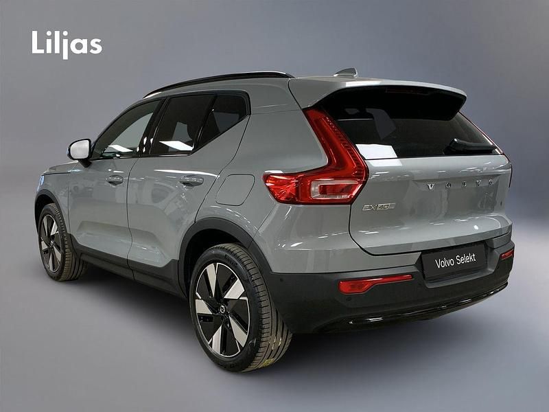 Begagnad Volvo EX40 Single Motor Extended Range 185 kW (252 HK) 2025 Grå SUV