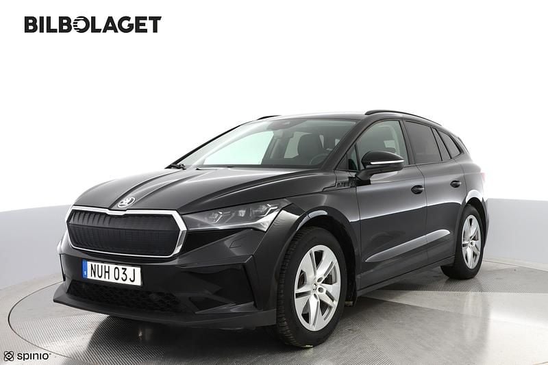 Svart Begagnad 2021 Skoda Enyaq iV SUV | 279 800 kr (Marknadspris) - Bild 1/4