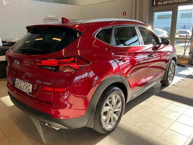 Begagnad Hyundai Tucson Trend 185 HK (136 kW) 2020 Röd SUV