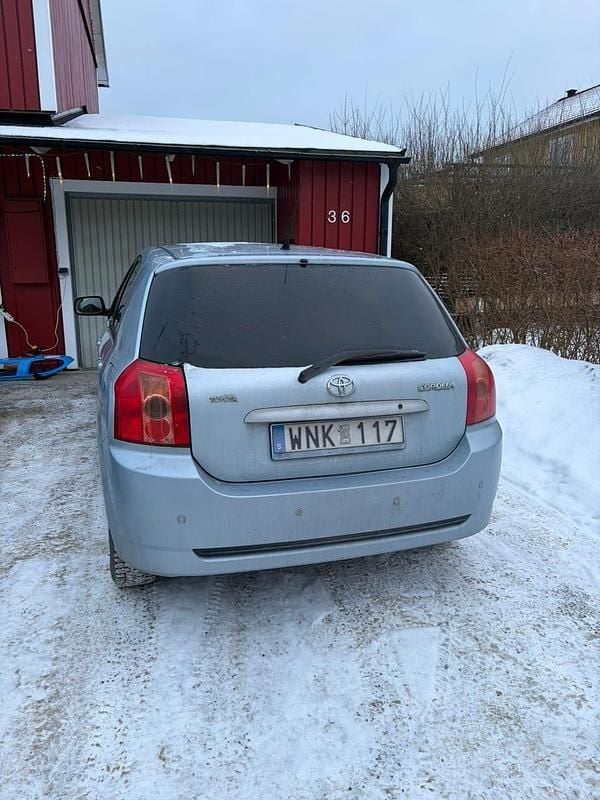 Begagnad 2005 Toyota Corolla | 39 000 kr (Bra pris) - Bild 1/4