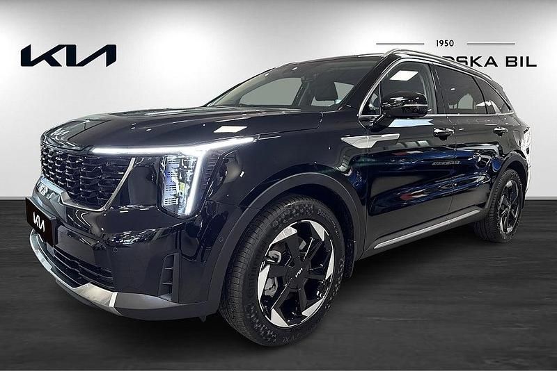 Svart Ny 2025 Kia Sorento Advance SUV | 599 000 kr - Bild 1/4
