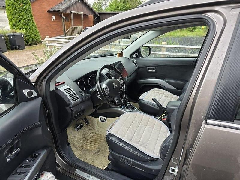 Begagnad Mitsubishi Outlander 2011 SUV