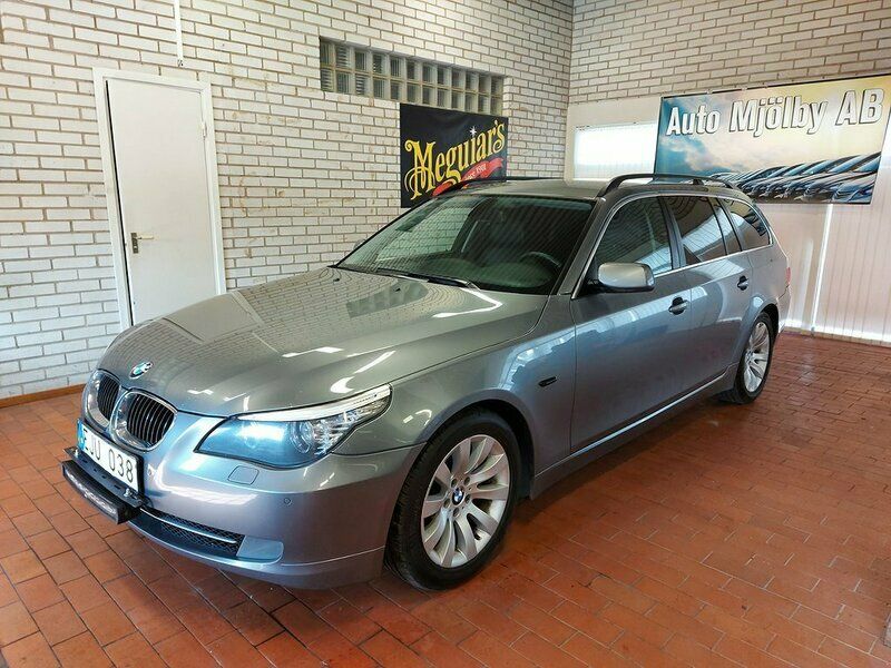 Begagnad BMW 525 197 HK (144 kW) 2008 Grå Kombi