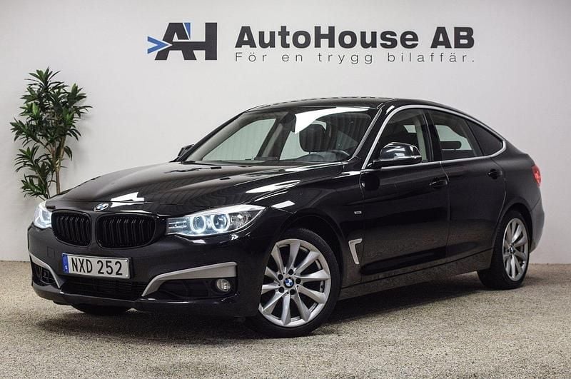 Svart Begagnad 2013 BMW 320 Gran Turismo Halvkombi | 139 000 kr (Marknadspris) - Bild 1/4