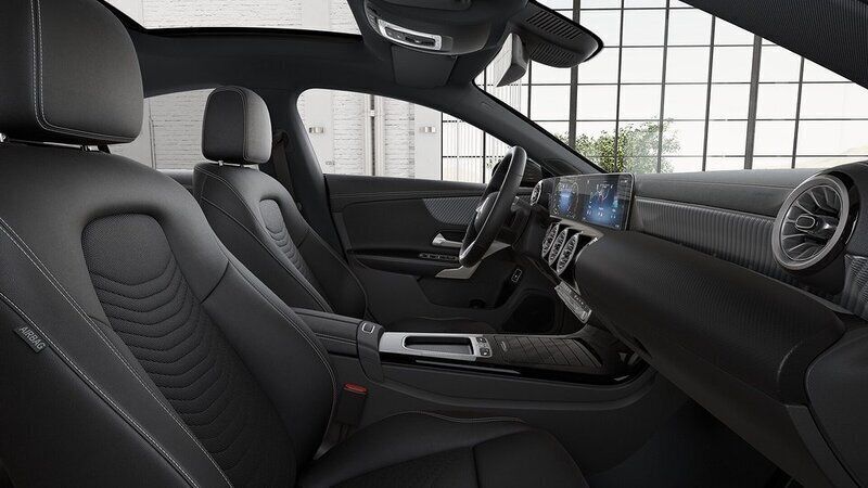 Ny Mercedes CLA200 Advanced Plus 164 HK (120 kW) 2025 Nattsvart Sportkupé