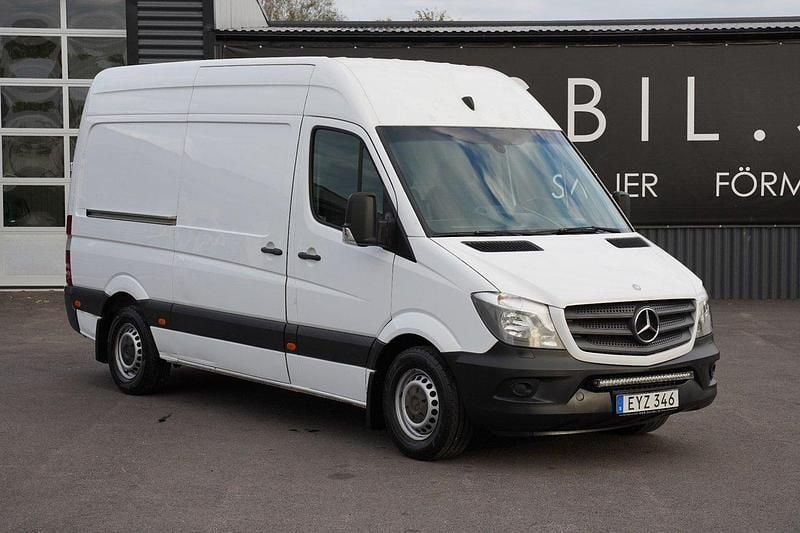 Vit (arctic white) Begagnad 2015 Mercedes 316 Van | 129 000 kr - Bild 1/4