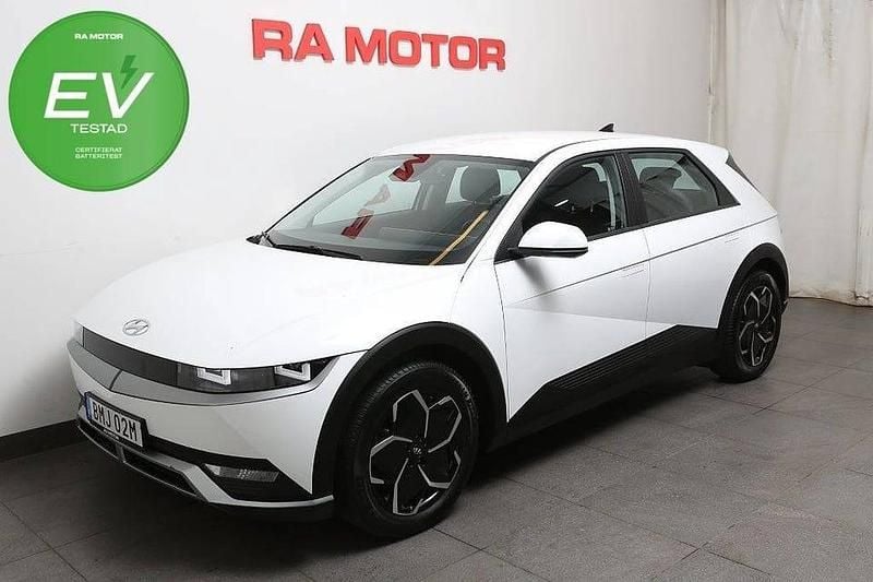 Vit Begagnad 2023 Hyundai Ioniq 5 Essential SUV | 459 900 kr (Marknadspris) - Bild 1/3