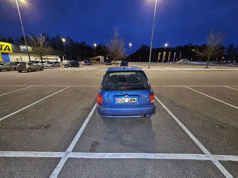 Begagnad Nissan Micra 75 HK (55 kW) 2000 Halvkombi
