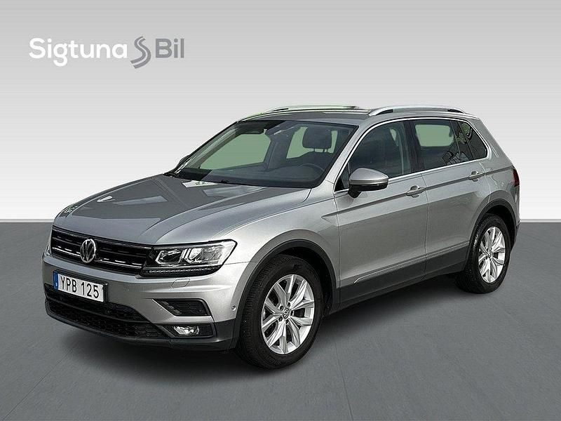 Silver Begagnad 2018 VW Tiguan SUV | 217 900 kr (Bra pris) - Bild 1/3