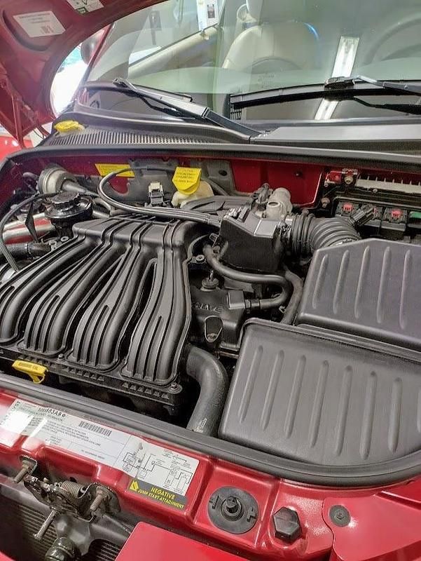 Begagnad Chrysler PT Cruiser 143 HK (105 kW) 2005 Röd Cab