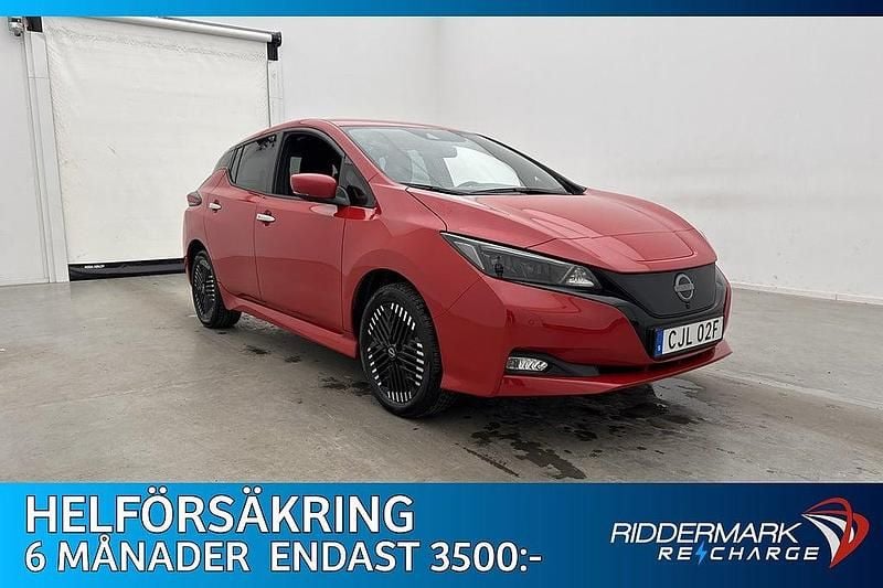 Röd Begagnad 2023 Nissan Leaf 360º Halvkombi | 209 800 kr (Marknadspris) - Bild 1/3