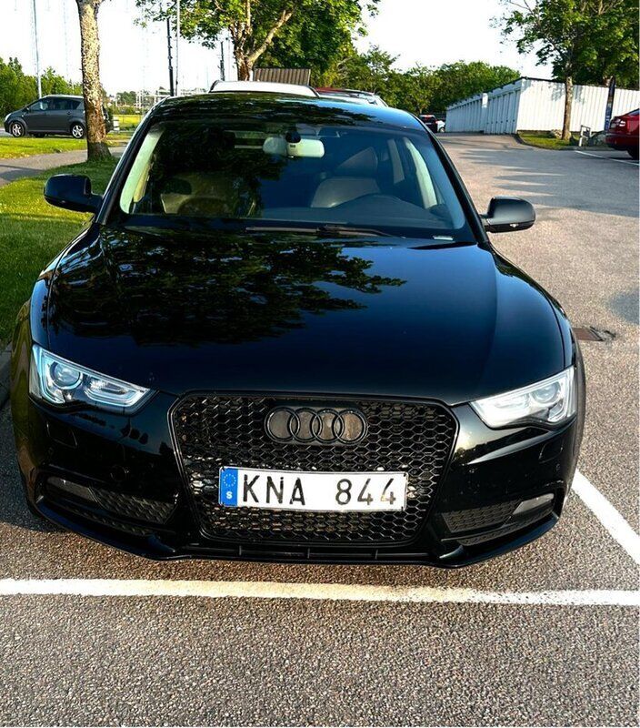 Svart Begagnad 2013 Audi A5 Sportback Halvkombi | 107 000 kr (Superpris) - Bild 1/4