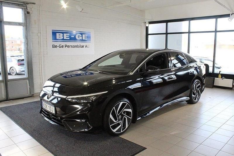 Svart Begagnad 2024 VW ID.7 Pro Sedan | 449 000 kr - Bild 1/4