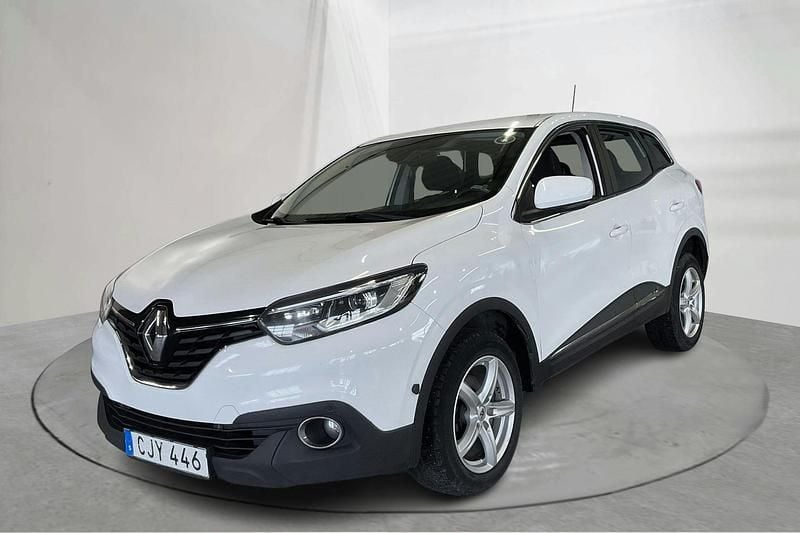 Vit Begagnad 2015 Renault Kadjar SUV | 85 000 kr (Marknadspris) - Bild 1/4