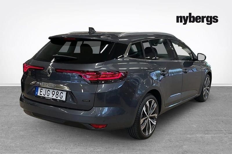 Begagnad Renault Mégane IV Techno 162 HK (119 kW) 2023 Grå Kombi