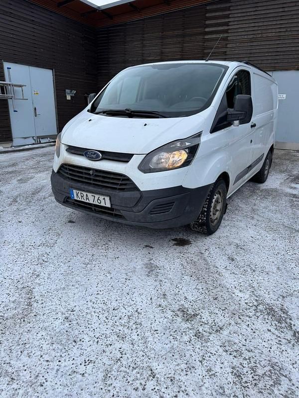 Begagnad Ford Transit Custom 100 HK (73 kW) 2015