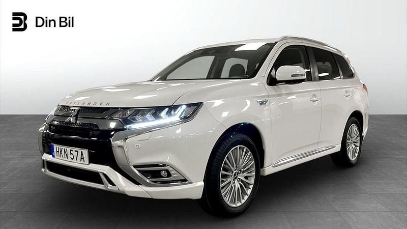 Vit Begagnad 2019 Mitsubishi Outlander P-HEV SUV | 229 000 kr (Bra pris) - Bild 1/4