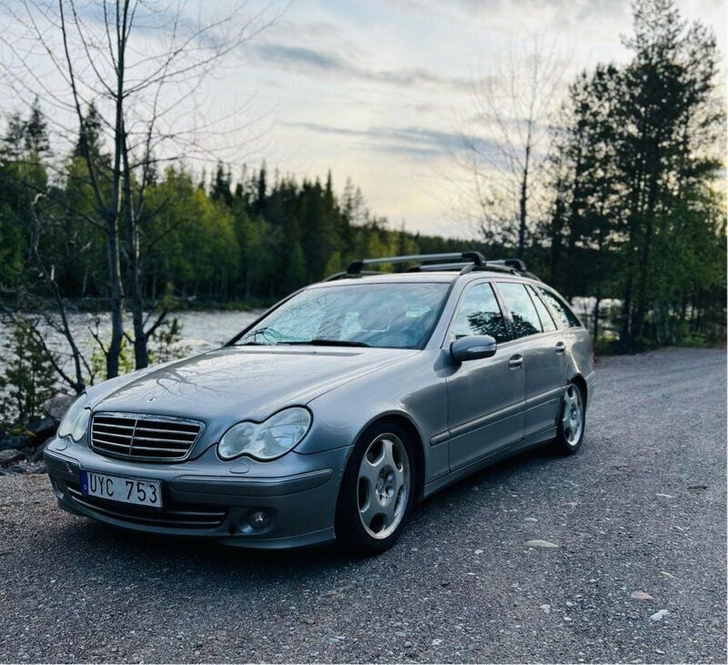 Begagnad 2004 Mercedes C180 Avantgarde Kombi | 20 000 kr (Marknadspris) - Bild 1/4