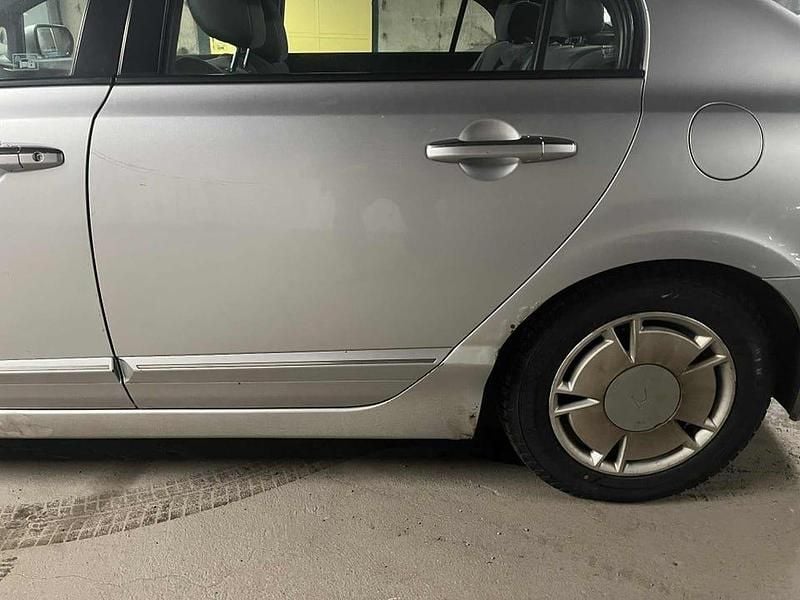 Begagnad Honda Civic Hybrid 115 HK (84 kW) 2008