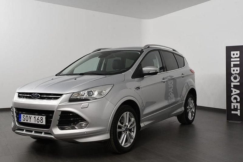 Grå Begagnad 2016 Ford Kuga Titanium X SUV | 155 800 kr (Marknadspris) - Bild 1/4
