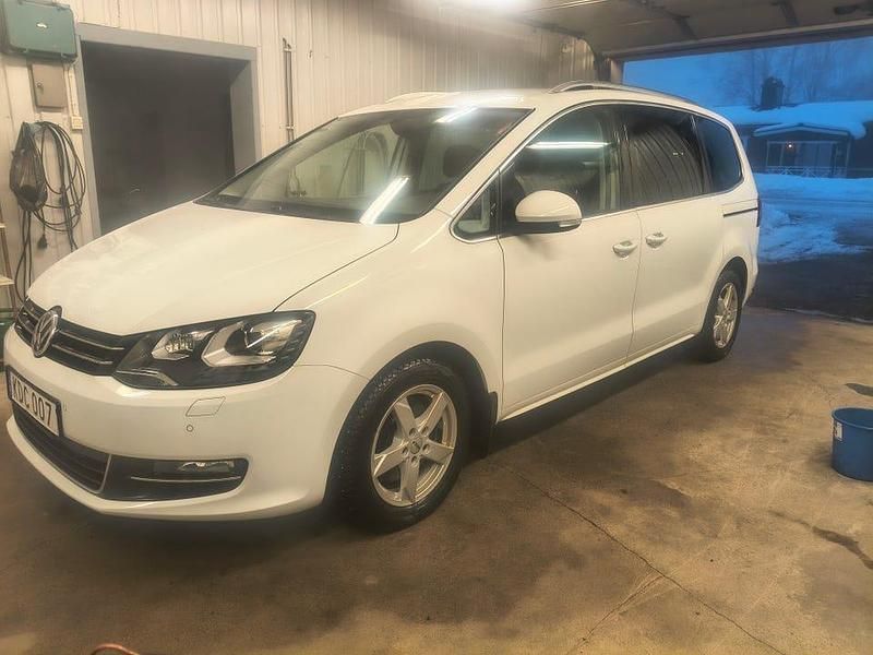 Begagnad VW Sharan 184 HK (135 kW) 2017 Minibuss