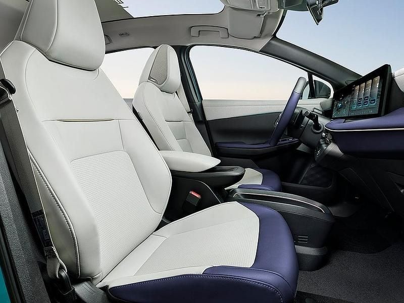 Ny Nissan Leaf 117 kW (160 HK) 2026 Blå Halvkombi