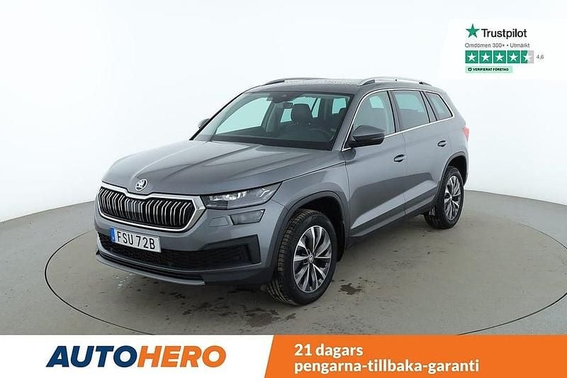 Grå Begagnad 2023 Skoda Kodiaq SUV | 400 000 kr (Lite dyr) - Bild 1/4