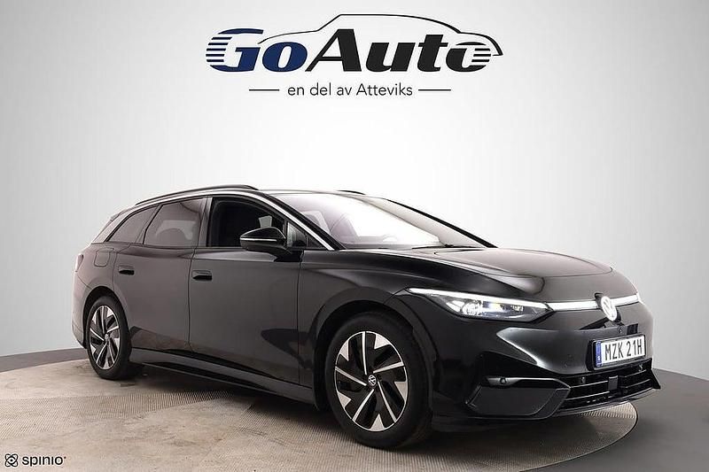 Begagnad VW ID.7 Pro 213 kW (290 HK) 2024 Svart Kombi