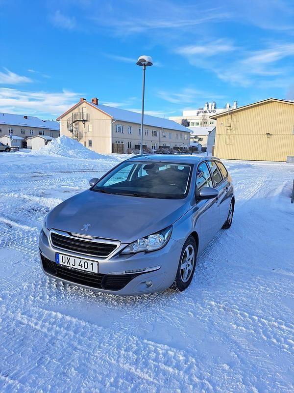 Begagnad Peugeot 308 SW 110 HK (80 kW) 2015 Kombi