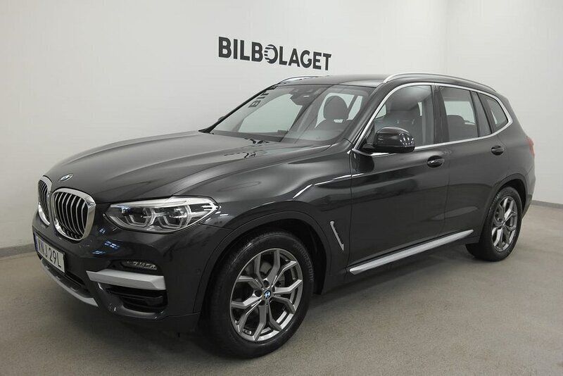 Grå Begagnad 2019 BMW X3 SUV | 349 800 kr (Bra pris) - Bild 1/4