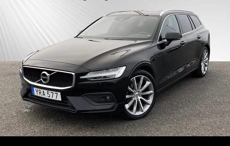 Begagnad 2019 Volvo V60 Momentum Kombi | 219 900 kr (Marknadspris) - Bild 1/4