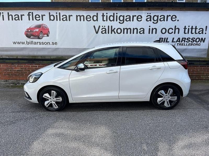 Vit Begagnad 2020 Honda Jazz Executive Halvkombi | 194 000 kr (Bra pris) - Bild 1/4