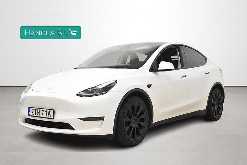 Begagnad Tesla Model Y Long Range AWD 378 kW (514 HK) 2023 Vit SUV
